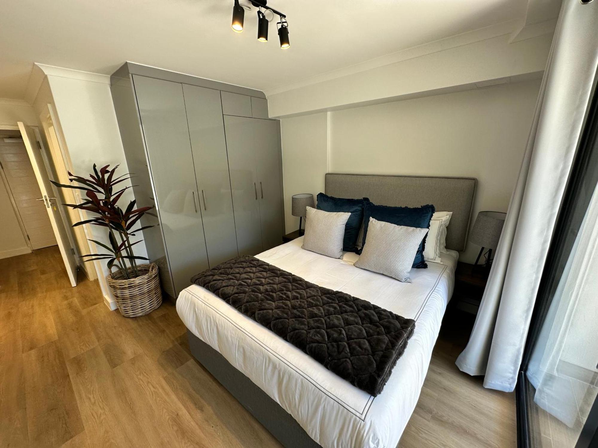 Newlands Peak Apartments Kaapstad Buitenkant foto